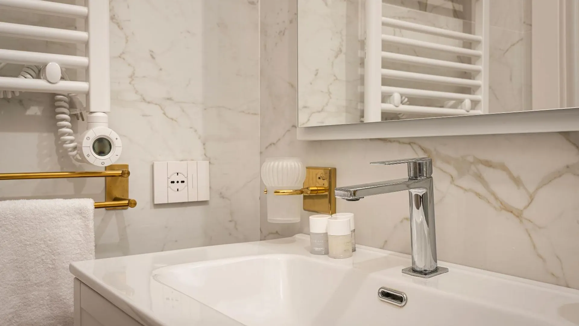 Santa Tecla Living Ruggero Di Lauria 2 Apartment Milan 0*,