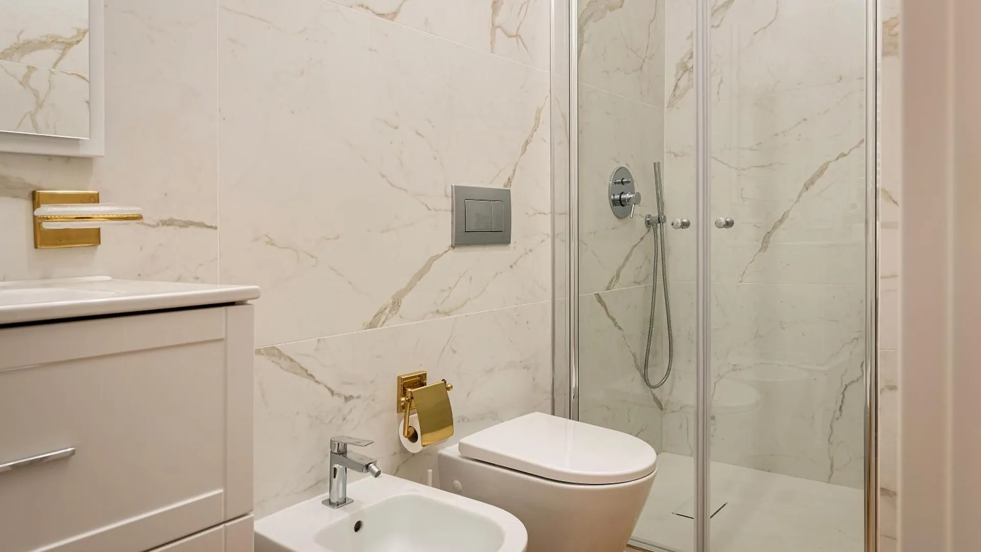 Santa Tecla Living Ruggero Di Lauria 2 Apartment Milan