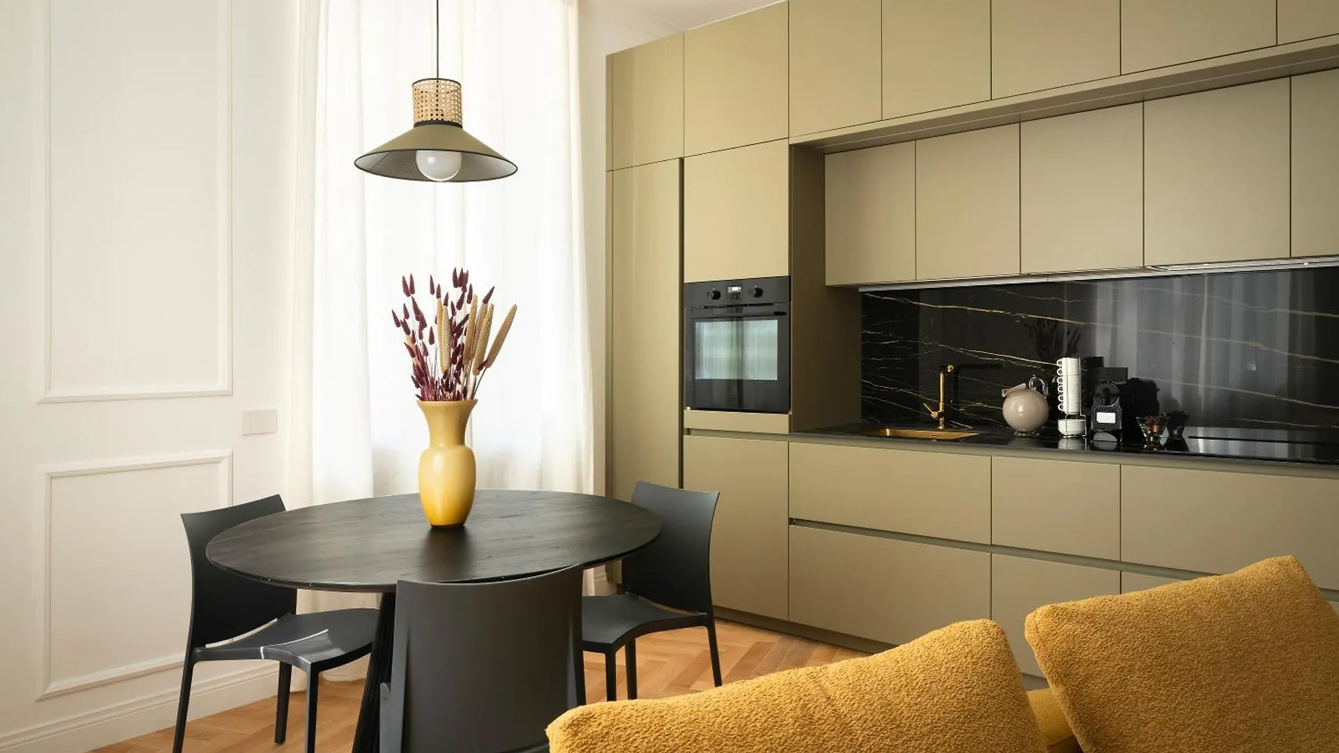 Santa Tecla Living Ruggero Di Lauria 2 Apartment Milan