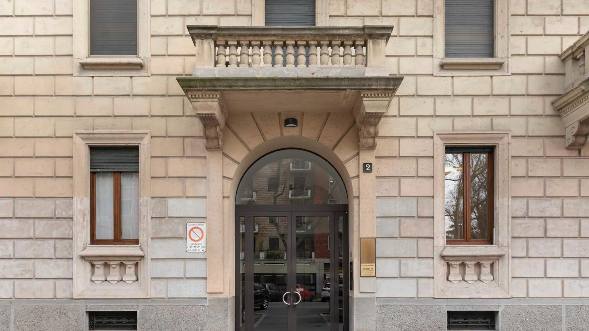 Santa Tecla Living Ruggero Di Lauria 2 Apartment Milan 0*,